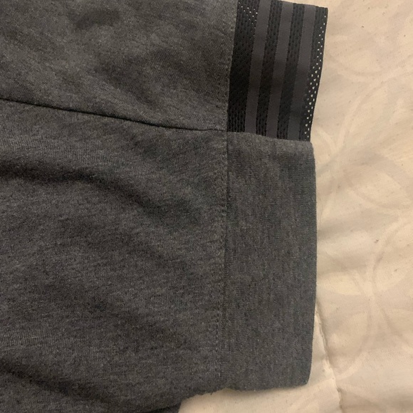 Adidas Women’s Gray Climalite Shirt - Sports Performance - Picture 3 of 3